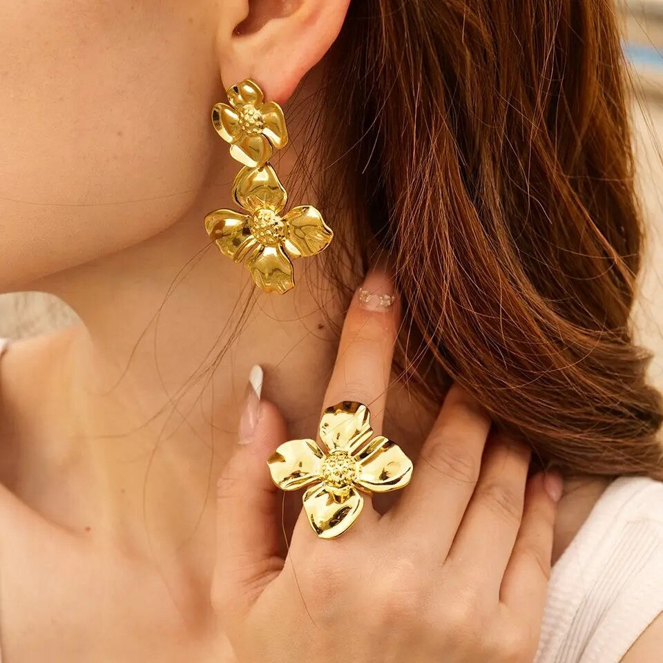 Marianna Drop Earrings